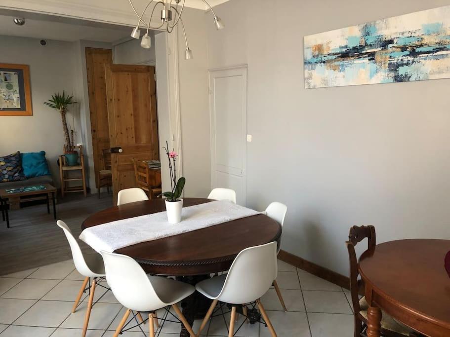Maison Conviviale Aux Abords De La Vieille Ville 滨海布洛涅 外观 照片